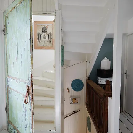 De L'abreuvoir N4 Pour 9 Personnes Nyaraló *